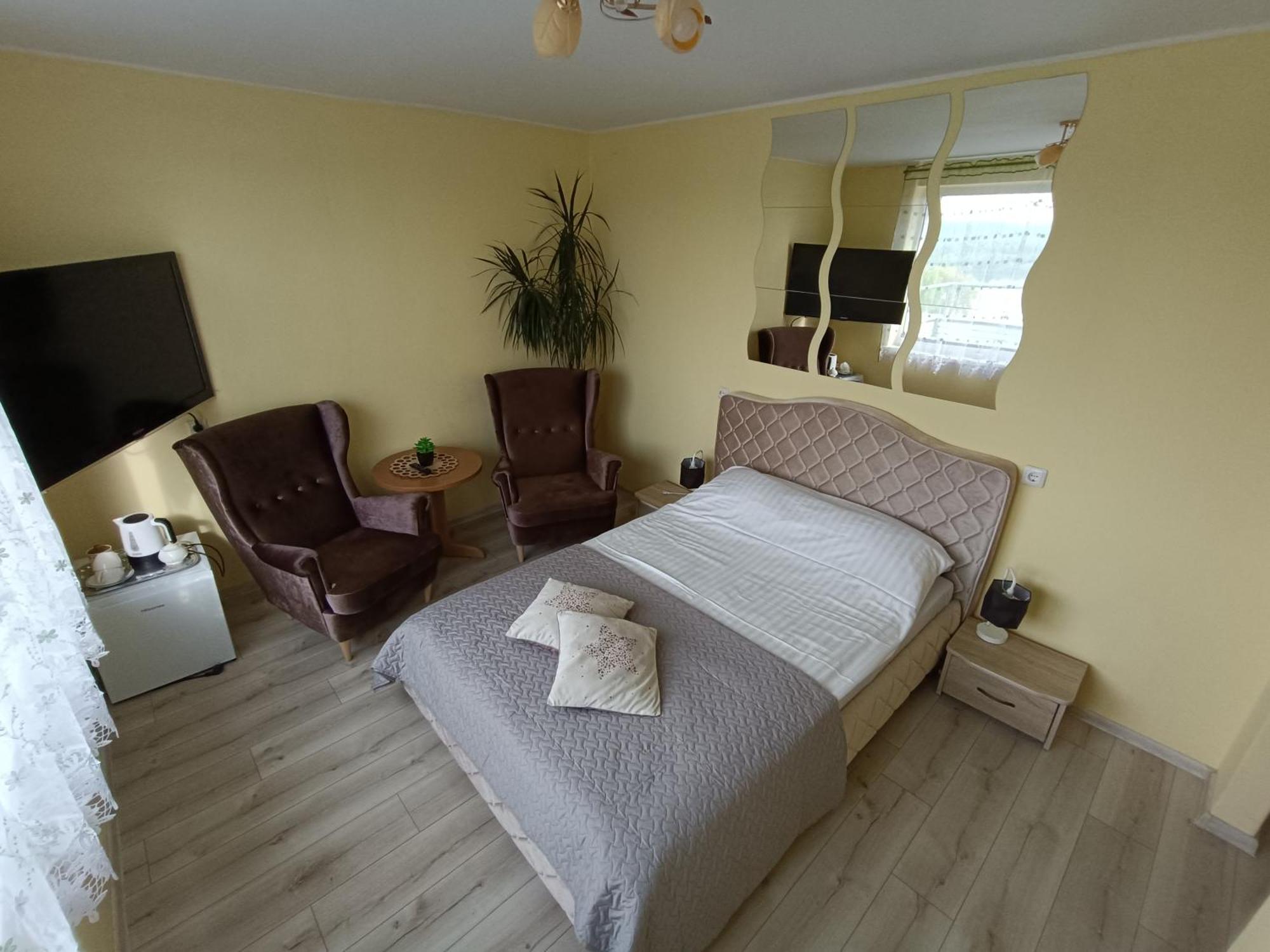 Viesbutis Jurbarkas Hotel Bagian luar foto
