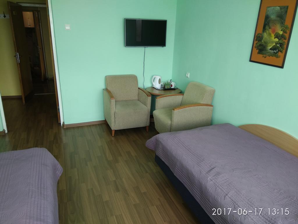 Viesbutis Jurbarkas Hotel Bagian luar foto