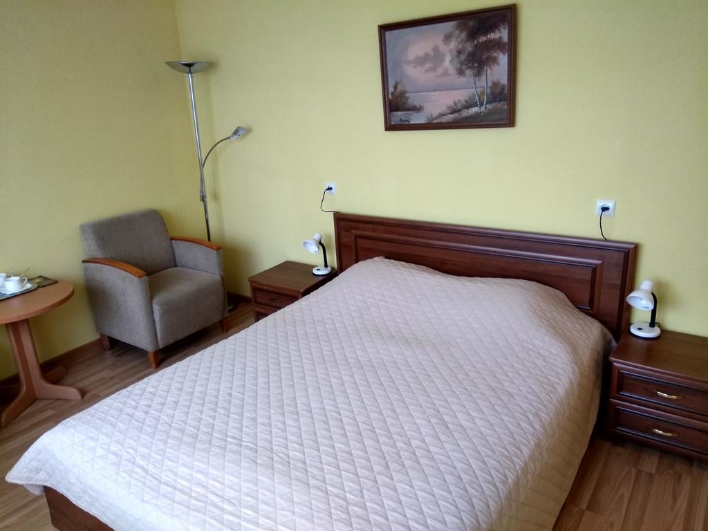 Viesbutis Jurbarkas Hotel Bagian luar foto