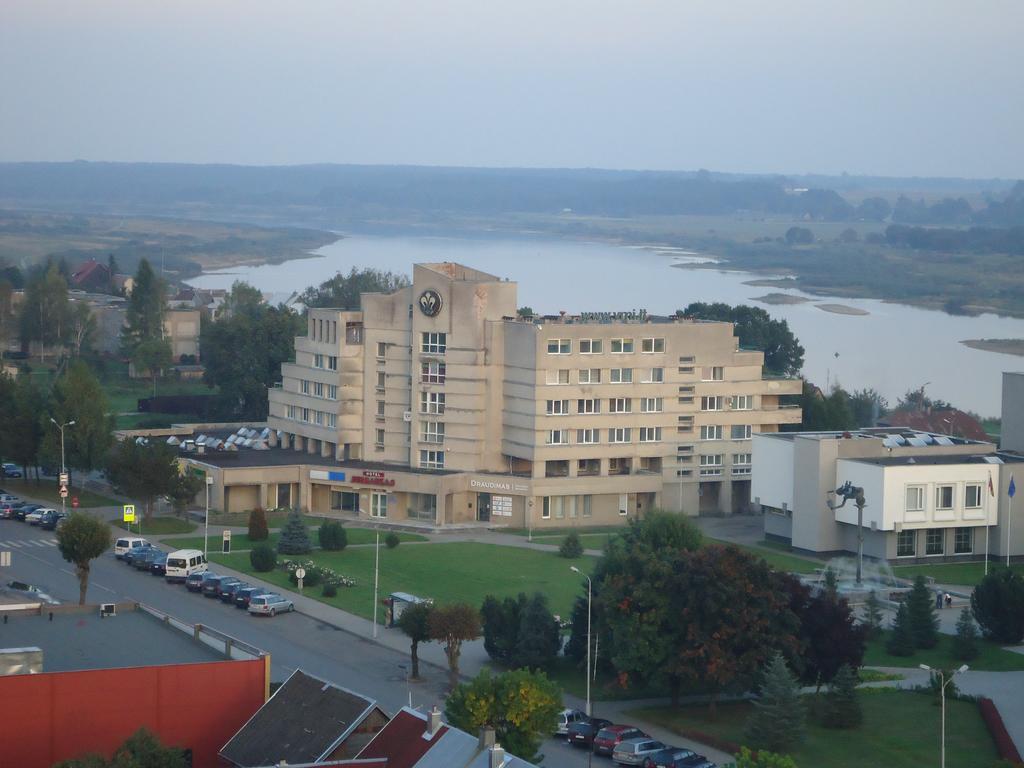 Hotel Jurbarkas Bagian luar foto