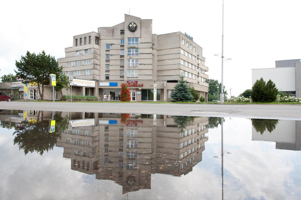 Viesbutis Jurbarkas Hotel Bagian luar foto